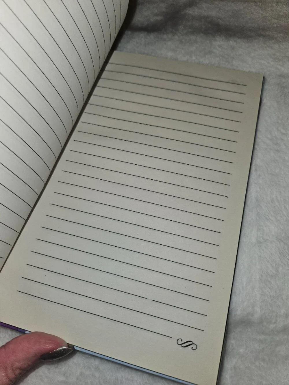 🤩3/$15 NWOT Martin Designs Floral Cover Journal